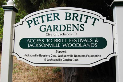 New Peter Britt Gardens Sign